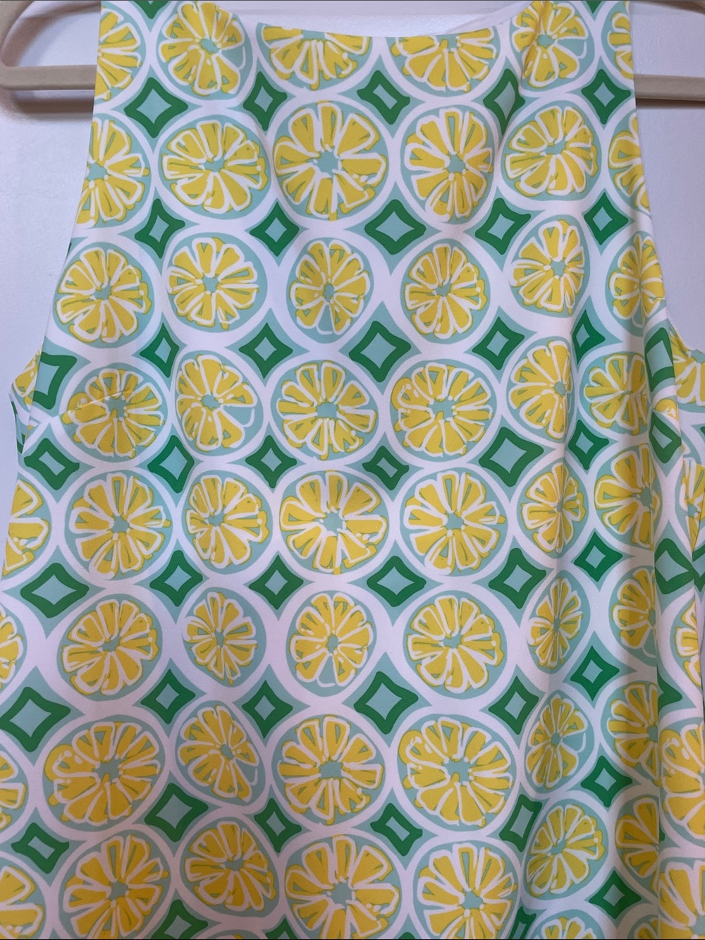 Sail to Sable Yellow and Green Lemon-Print Sleeveless Shift Dress - Picture 2 of 4